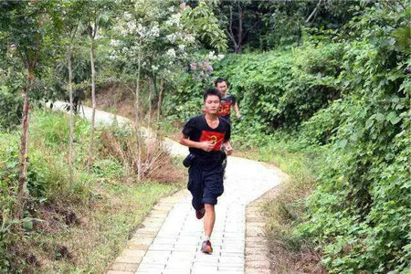 支原体肺炎是吃药好还是打针好